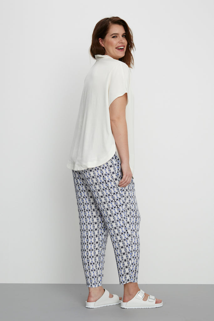 BB Dakota Contemporary Plus size Pants coverstory