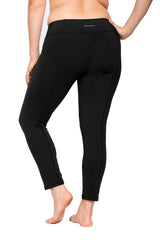 Coverstory Lola getts plus size black leggings