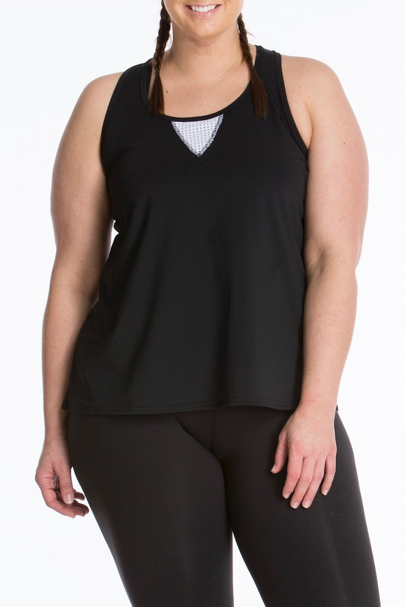 Lola Getts Easy Tank plus size activewear black white