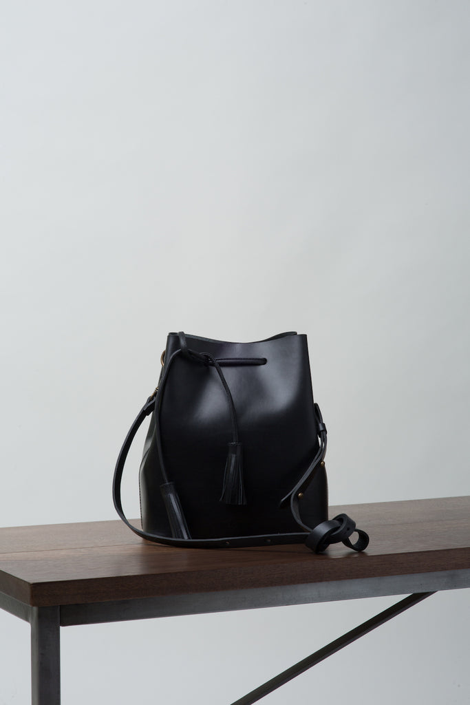 VereVerto Dita Bucket Bag Black